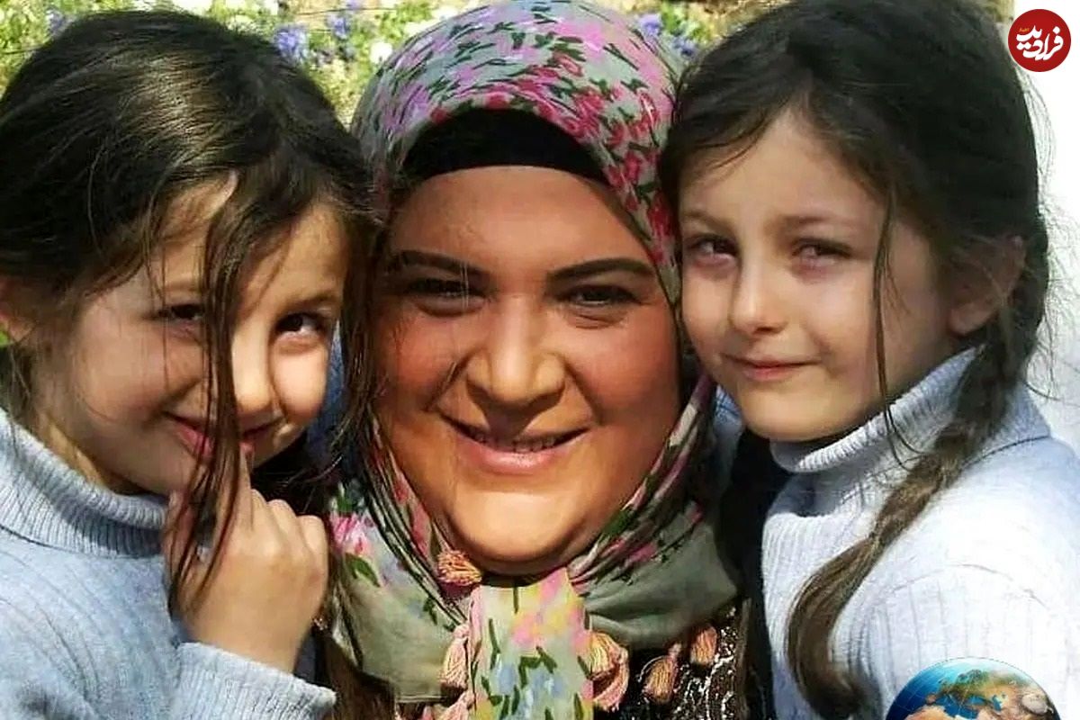 عکس؛ سفر در زمان؛ «سارا و نیکا» سریال پایتخت 2 در 9 سالگی در قشم؛ سال 92