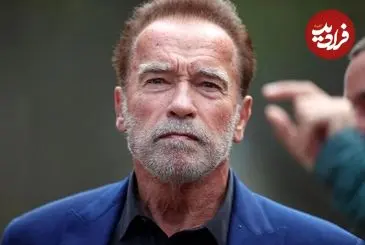 عکس| سفر در زمان؛ «آرنولد» در مراسم امضای کتاب «آرنولد: آموزش یک بدنساز»؛ سال 1357