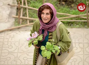 عکس| سفر زمان؛ «فاطمه معتمدآریا» در 24 سالگی و در پشت صحنه اولین فیلم اش؛ سال 64