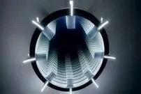 ببینید| آموزش ساخت یک لوستر شگفت انگیز با آینه ی بی نهایت به روش استاد اوکراینی