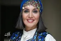 عکس| سفر زمان؛ تیپ و چهرۀ جالب «الهام پاوه‌نژاد» در تئاتر «خوشدلان»