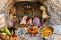 ببینید| غذای روستایی در ایران؛ پخت مرغ و بادمجان در کدو تنبل و تهیه نان سنتی و پنیر