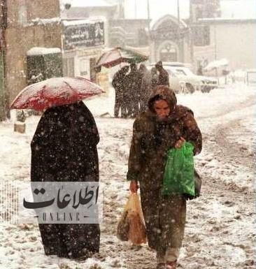 (عکس) شرایط عجیب تهران در برف ۴۰ سال پیش را ببینید