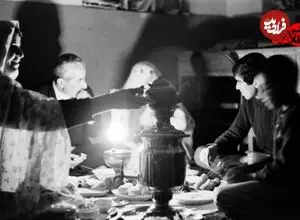 تصاویر| سفر به ایران قدیم؛ آگهی‌های بامزه رمضانی قبل انقلاب: از تعطیلی کاباره تا توپ سحر!