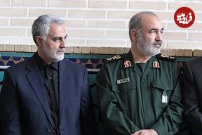 عکس؛ سفر به تاریخ؛ «سردار سلیمانی و سردار سلامی» در عزاداری شام غریبان در حضور رهبر انقلاب؛ سال 95