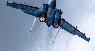 تعجب نکنید، این جنگنده، سوخو سوپرسونیک روسی است!