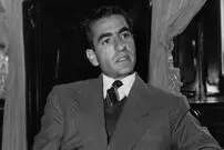 عکس؛ سفر در زمان؛ «محمدرضا پهلوی بعد ترور و روی تخت بیمارستان»؛ سال 1327