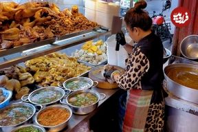 ببینید؛ غذای خیابانی در کامبوج؛ پخت سوپ گوشت بره و اردک در پنوم پن