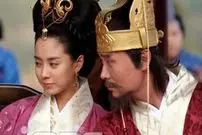 عکس| سفر زمان؛ تیپ و چهرۀ «وزیر اعظم» سریال جومونگ بعد از 20 سال