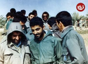 عکس؛ سفر در زمان؛ «سردار سلیمانی در کنار شهید باکری» در زمان جنگ؛ دهه 60