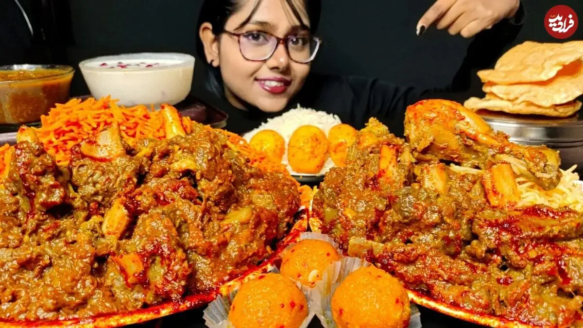 (ویدئو) خوردن جالب 4 کیلوگرم تخم مرغ، چلو گوشت و چلو مرغ توسط دختر مشهور هندی