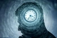 دختری که تمام لحظات گذشته را به یاد می آورد