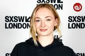 عکس| سفر در زمان؛ «سوفی ترنر» در مراسم جوایز فیلم جیمسون امپایر در لندن؛ سال 1393