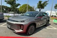 (عکس) معرفی اکستریم TXL اولین شاسی بلند از برند لوکس چری در ایران