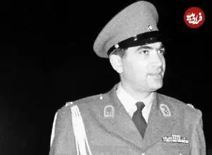 عکس| سفر در زمان؛ «محمدرضا پهلوی» در مراسم عروسی «غلامرضا پهلوی و هما اعلم»؛ سال 1326