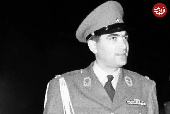 عکس| سفر در زمان؛ «محمدرضا پهلوی» در مراسم عروسی «غلامرضا پهلوی و هما اعلم»؛ سال 1326