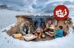 ببینید| غذای روستایی در افغانستان؛ پخت نان محلی در تنور و در غار