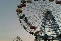 (ویدئو) اقدام بالیوودی دختر بچه هندی پس از سقوط از چرخ و فلک!