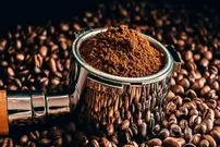 از میز صبحانه تا دیوار ساختمان؛ قهوه چگونه عایق حرارتی شد؟