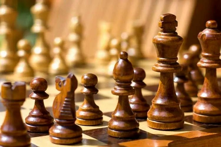 (عکس) کوچکترین شطرنج دنیا ساخته شد