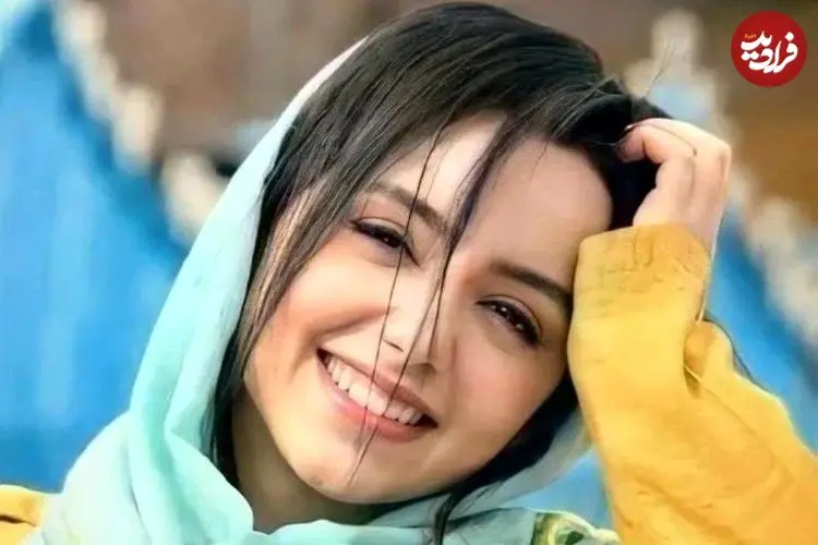 عکس| سفر زمان؛ تیپ و چهرۀ باورنکردنی «نازنین بیاتی» در نمایش «خروس لاری»؛ سال 97