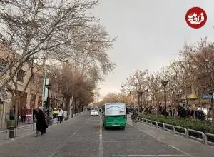 عکس| سفر زمان؛ منظرۀ برفی خیابان «باب همایون»؛ 140سال قبل