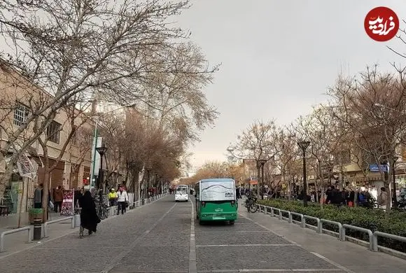عکس| سفر زمان؛ منظرۀ برفی خیابان «باب همایون»؛ 140سال قبل