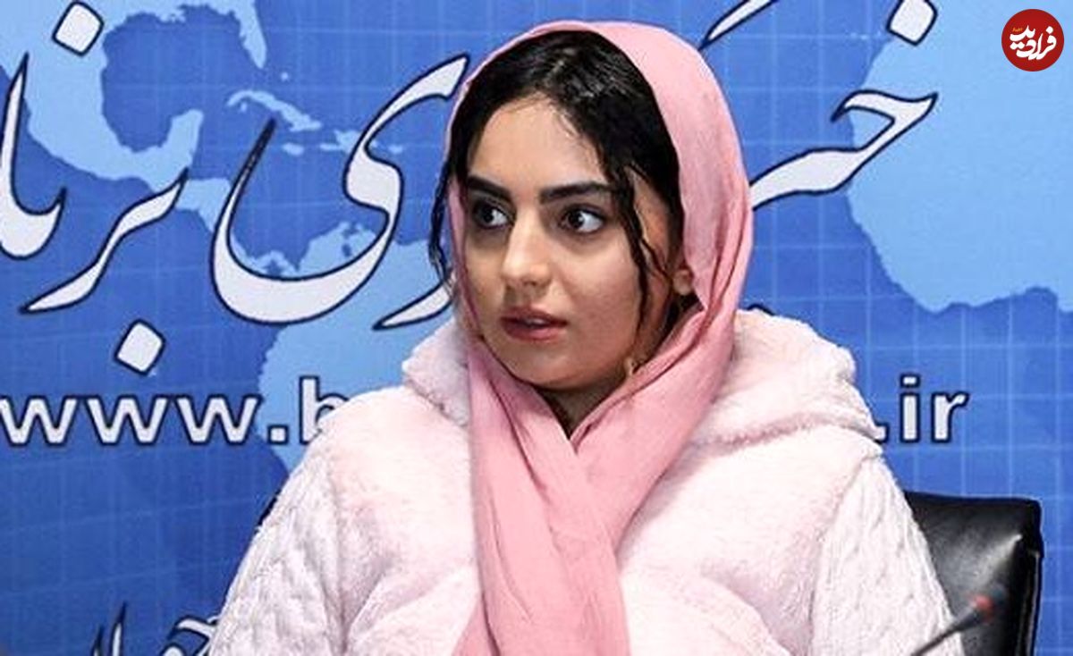 عکس| سفر زمان؛ چهرۀ «مرضیه» (بچه مهندس) در کنار «گلچهره سجادیه» در پشت‌صحنه سریال «آنام»