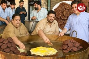 ببینید؛ غذای خیابانی در افغانستان؛ پخت چپلی کباب پرطرفدار و محبوب در کابل