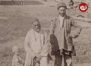 عکس| سفر زمان؛ تصویر استثنایی از یک روستا در جنگل‌های گیلان در حدود 140 سال قبل