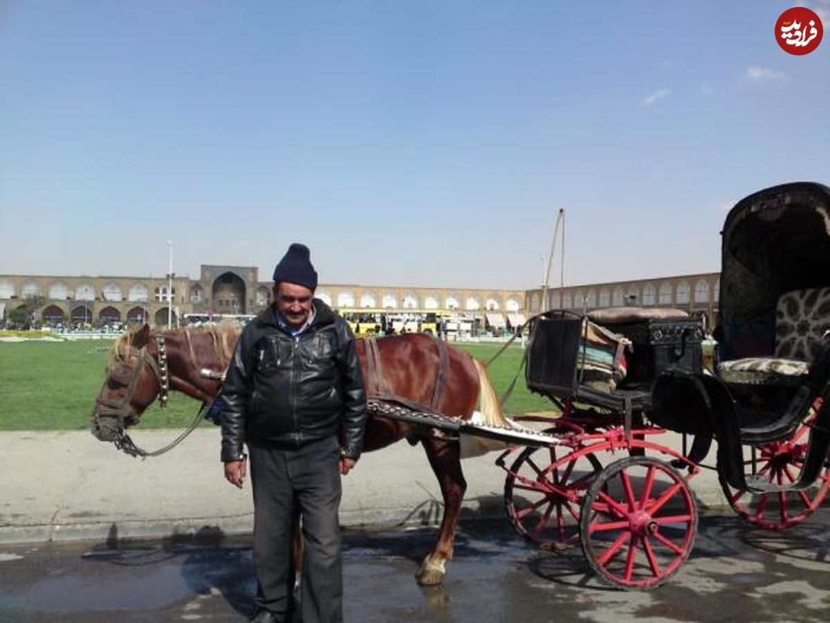 (ویدئو) لحظات جالب درشکه سواری در نقش جهان اصفهان