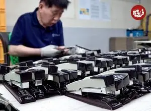 ببینید| فرآیند تولید انبوه دستگاه منگنه در کارخانه ای در کره جنوبی