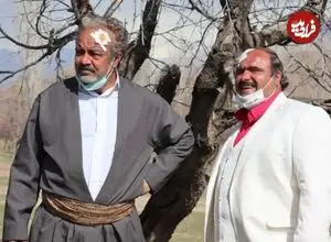 عکس| سفر زمان؛ «سعید آقاخانی و اصغر فرهادی» در پشت صحنه سریال مجتمع مسکونی فرج و فرخ؛ سال 77