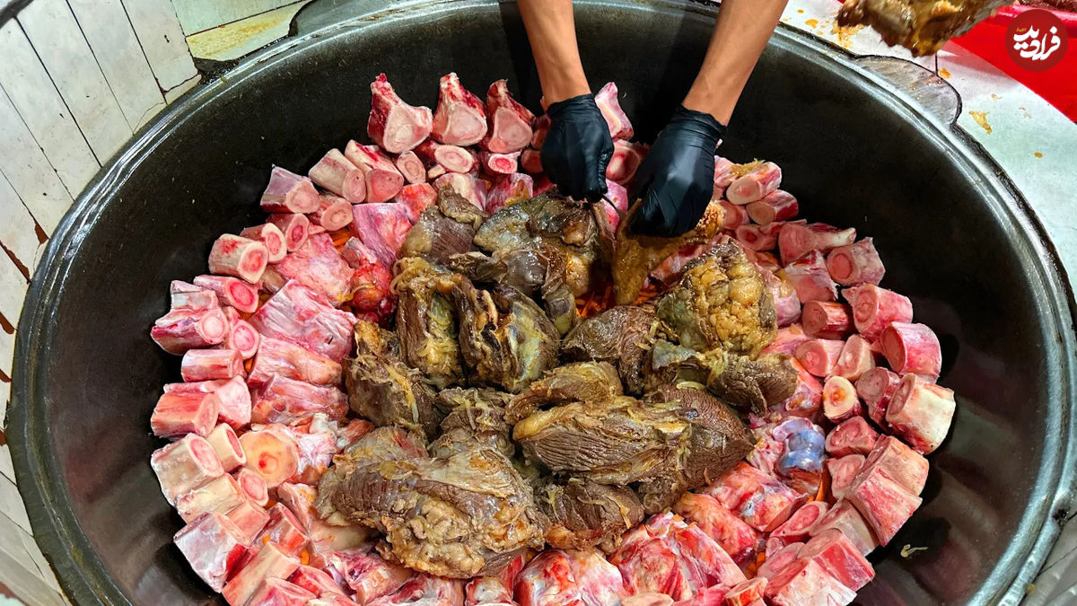 (ویدئو) غذای خیابانی در ازبکستان؛ پخت 100 کیلو سمرقند پلو در تاشکند