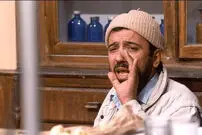 عکس| سفر زمان؛ عکس یادگاری علی حاتمی در کنار عباس کیارستمی؛ سال 75