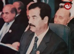 عکس| سفر زمان؛ «صدام» و همسر اول اش در بیمارستان و در حال عیادت از پسرشان؛ دهه 70