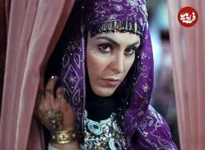 عکس| سفر زمان؛ «جاریه، خواهر مختار» در مراسم رونمایی از فیلمنامۀ «کوروش کبیر»