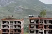 ( ویدیو) لحظه ثبت فاجعه در پی اقدام دور از عقل راننده خودروی لادا