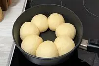 (ویدئو) نان بسته بندی نخرید؛ به همین راحتی در ماهیتابه در خانه درست کنید