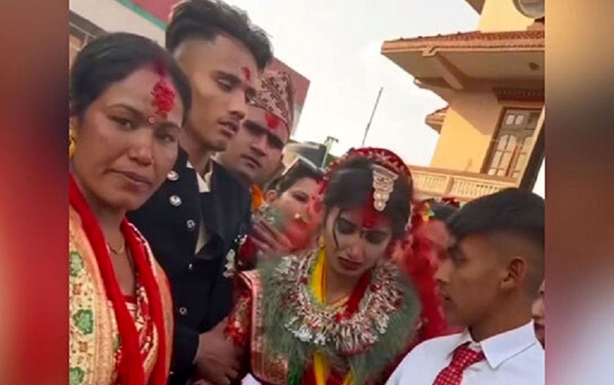 (ویدئو) زنده به گور کردن عروس هندی در قبر داماد مرده