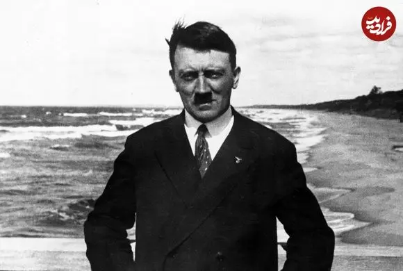 تصویر| سفر در زمان؛ عکس یادگاری «هیتلر» با یک خانواده کشاورز؛ سال 1315