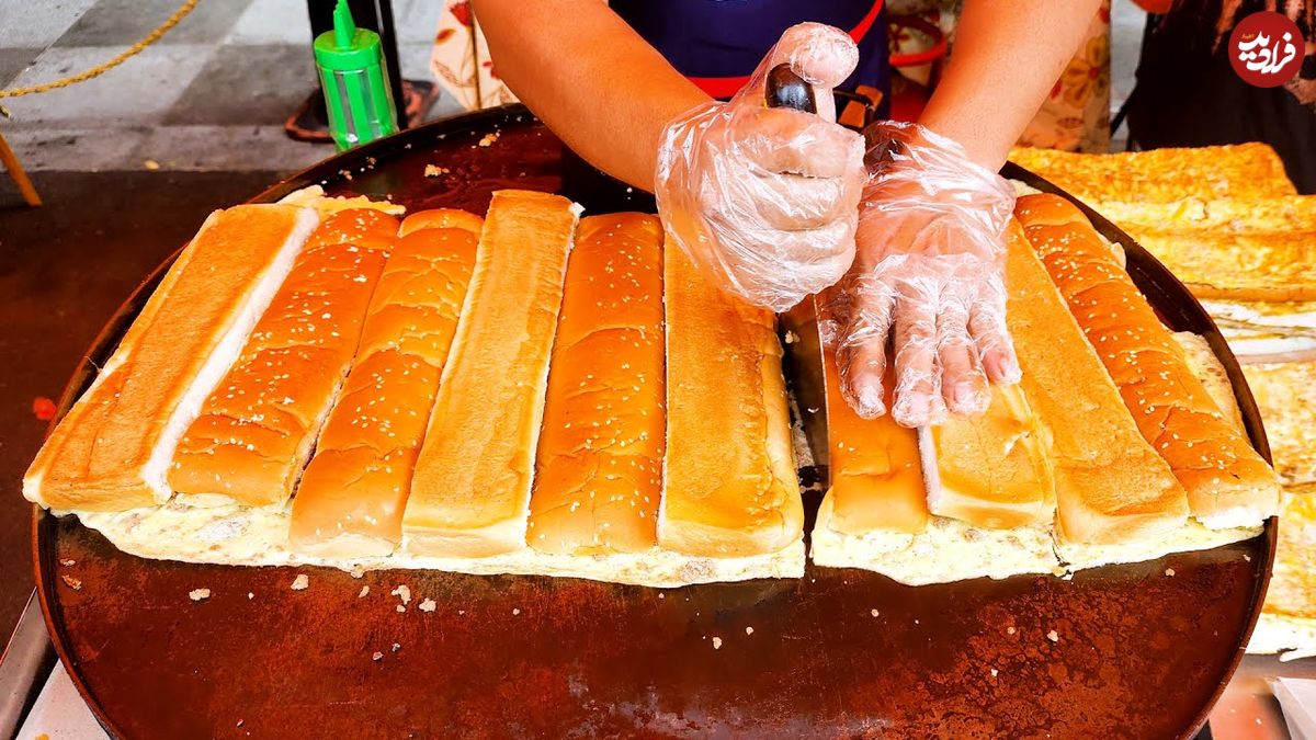 ببینید؛ غذای خیابانی در مالزی؛ ساندویچ مرغ و صدف و مرغ کبابی در کوالالامپور 