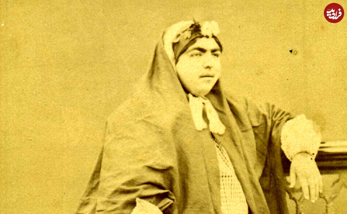 عکس؛ سفر در تاریخ؛ «عصمت الدوله، دختر ناصرالدین شاه» در کنار غلام آفریقایی اش