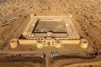 عکس| سفر به ایران قدیم؛ منظرۀ یک «کاروانسرا» در حدود 90 سال قبل