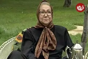 عکس| سفر زمان؛ «جمیله شیخی» در 30 سالگی در پشت‌صحنه یک تئاتر