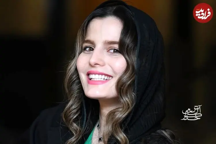 عکس| سفر زمان؛ چهرۀ «غزاله اکرمی» 19 ساله، 6 سال قبل از بازی در سریال «سوجان»