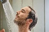بر اساس علم هر چند وقت یک بار باید به حمام برویم؟