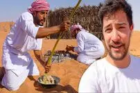 ببینید؛ غذای روستایی در عمان؛ پخت فرنی گوشت و کباب بز روی سنگ در صحرا