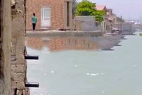 مردم این روستا با خلیج فارس حرف می‌ زنند؛ زندگی در خانه های رو به دریا چگونه است؟