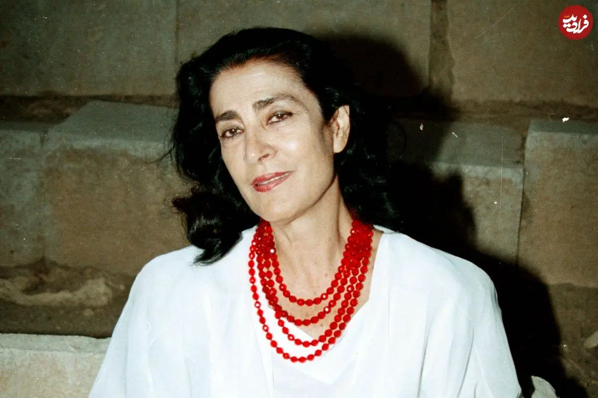 عکس| سفر در زمان؛ «ایرنه پاپاس 51 ساله» در کنسرت «باکچه» در نیویورک؛ سال 1359